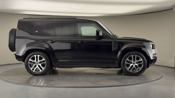 Used Land Rover Defender 110 2022 for sale - 76010596: Photo 16