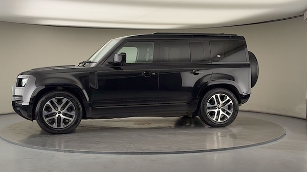 Used Land Rover Defender 110 2022 for sale - 76010596: Photo 28
