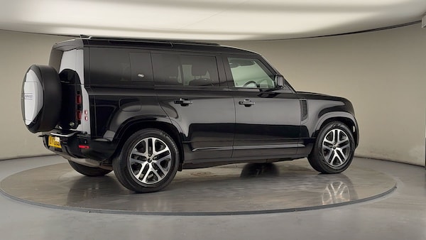 Used Land Rover Defender 110 2022 for sale - 76010596: Photo 38