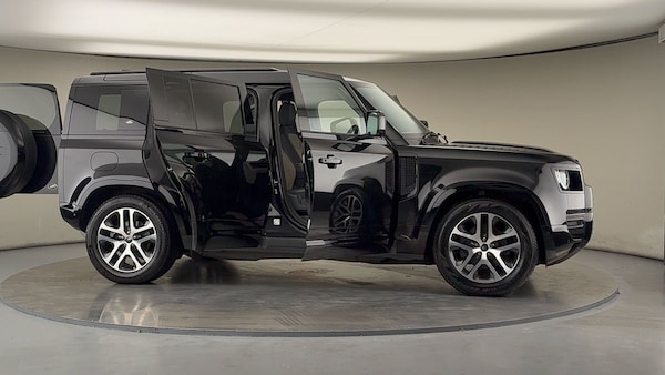 Used Land Rover Defender 110 2022 for sale - 76010596: Photo 55