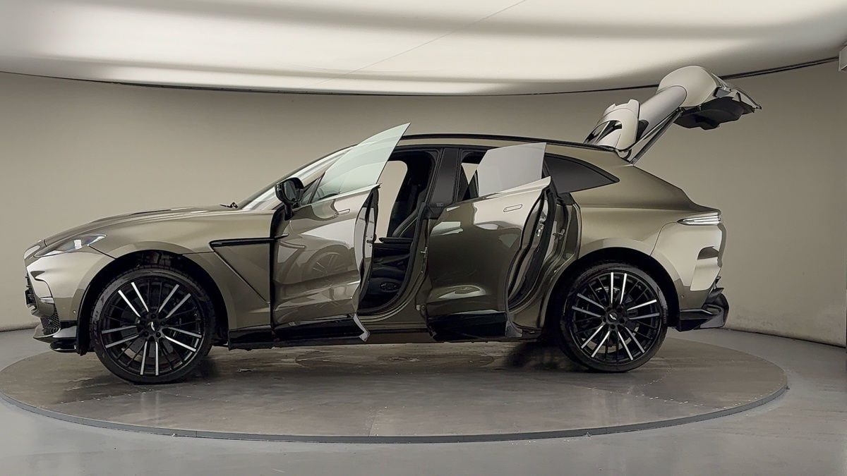Used Aston Martin DBX 2022 for sale - 75897753: Photo 56