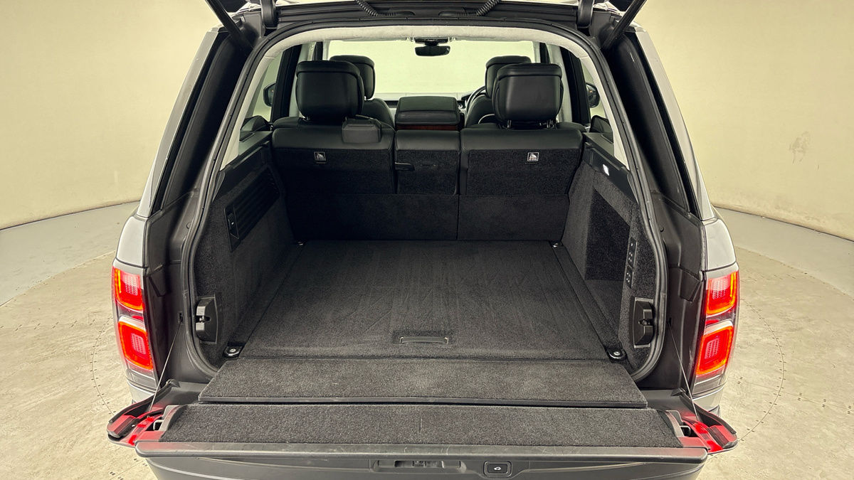 Used Land Rover Range Rover 2021 for sale - 78168177: Photo 11