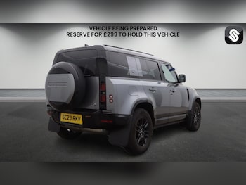 Used Land Rover Defender 2023 for sale - 78358839: Photo