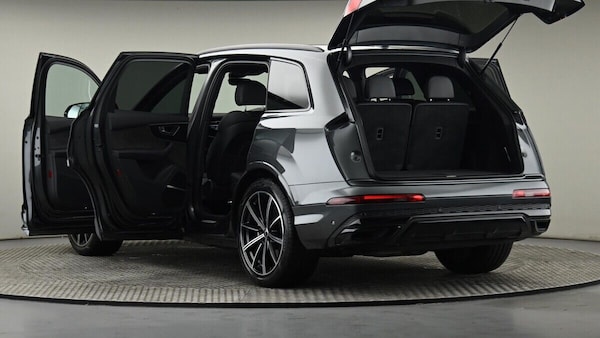 Used Audi Q7 2022 for sale - 76280809: Photo 54