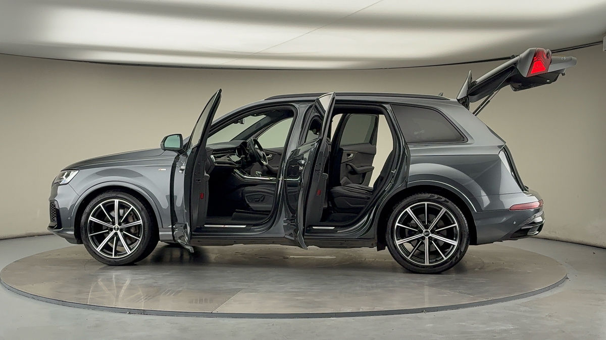 Used Audi Q7 2022 for sale - 76280809: Photo 89