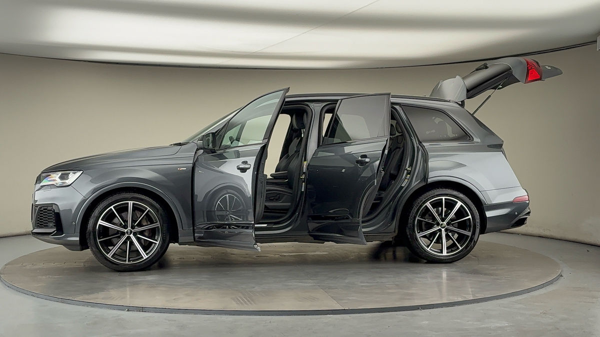 Used Audi Q7 2022 for sale - 76280809: Photo 91