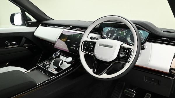 Used Land Rover Range Rover Sport 2022 for sale - 74092947: Photo 3