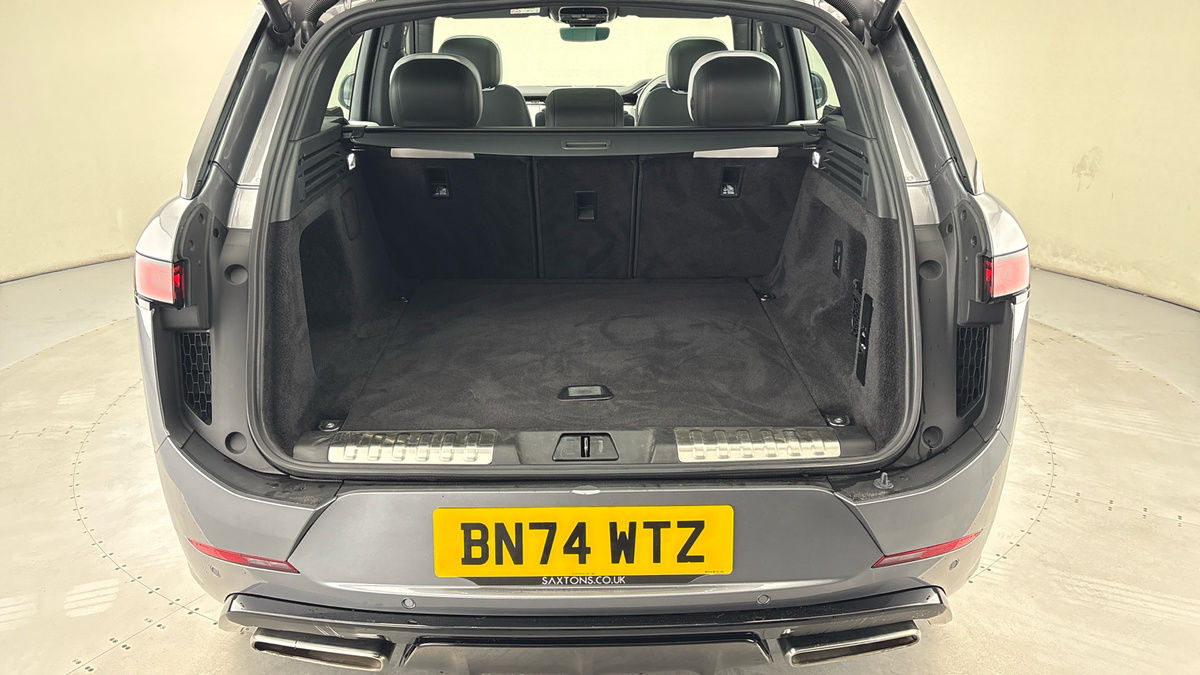 Used Land Rover Range Rover Sport 2024 for sale - 77643447: Photo 11