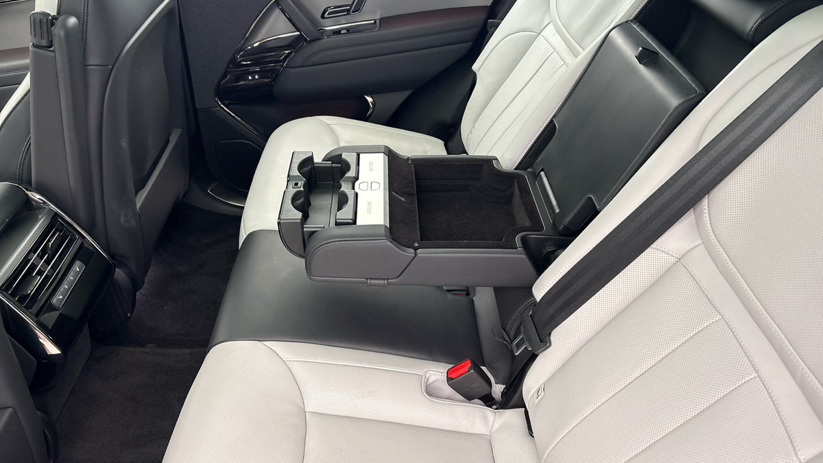 Used Land Rover Range Rover Sport 2024 for sale - 77643447: Photo 9