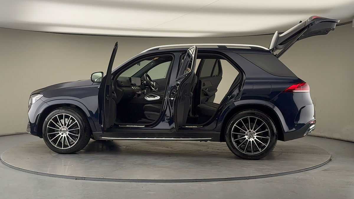 Used Mercedes-Benz GLE 2021 for sale - 77264207: Photo 46