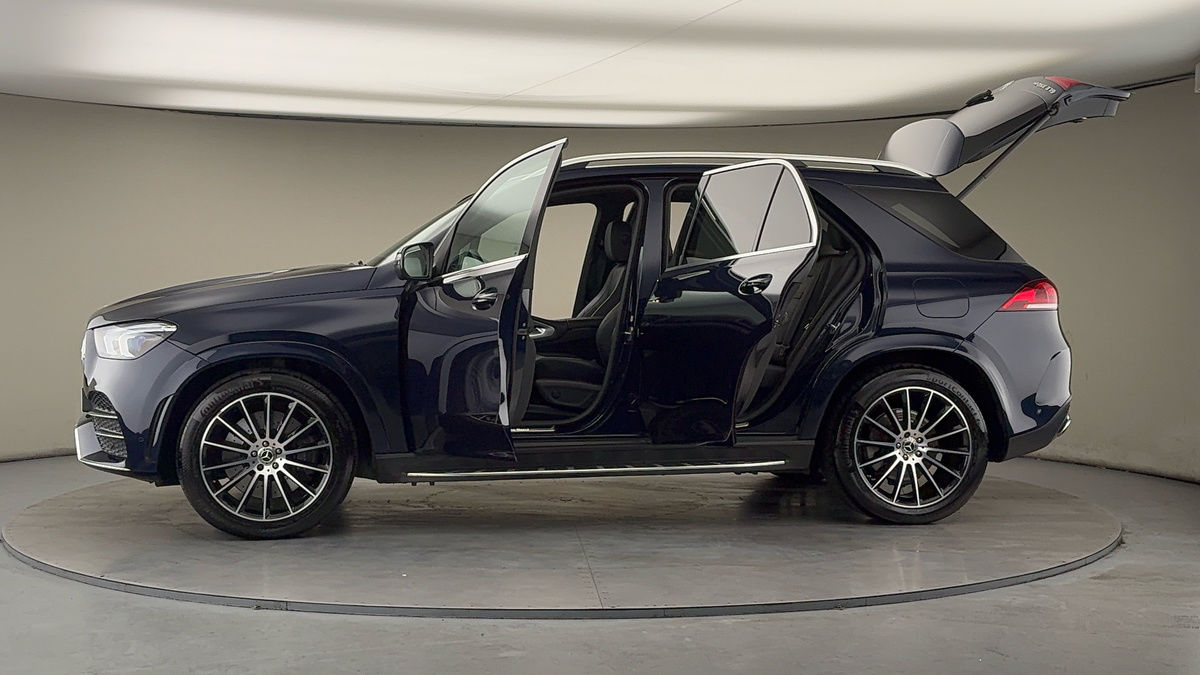 Used Mercedes-Benz GLE 2021 for sale - 77264207: Photo 47