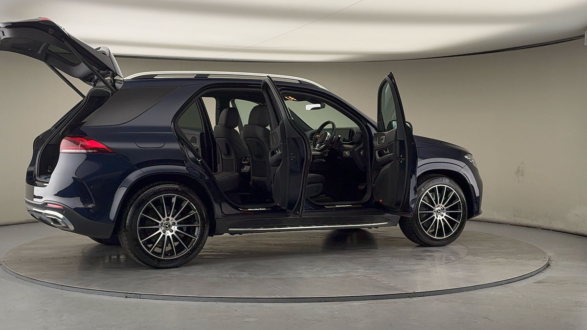 Used Mercedes-Benz GLE 2021 for sale - 77264207: Photo 57