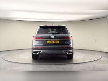 Used Audi Q7 2023 for sale - 77880793: Photo