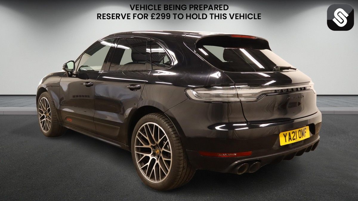 Used Porsche Macan 2021 for sale - 78111610: Photo 3