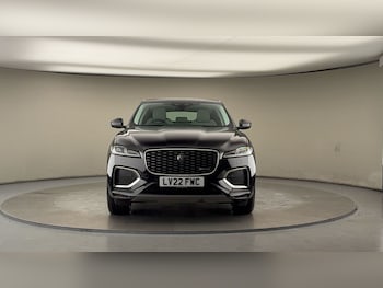 Used Jaguar F-Pace 2022 for sale - 76686937: Photo