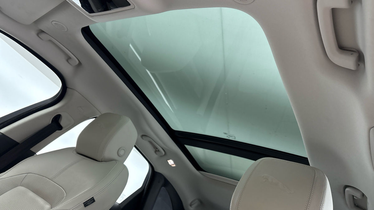 Used Jaguar F-Pace 2022 for sale - 76686937: Photo 6