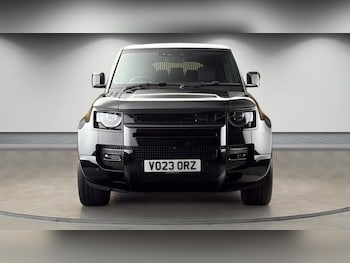 Used Land Rover Defender 110 2023 for sale - 78659243: Photo