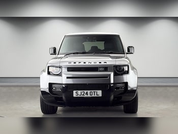 Used Land Rover Defender 2024 for sale - 78412922: Photo
