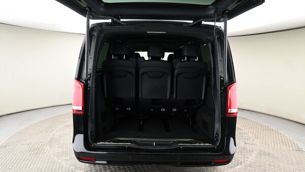 Used Mercedes-Benz V-Class 2023 for sale - 74834311: Photo 10