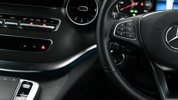 Used Mercedes-Benz V-Class 2023 for sale - 74834311: Photo 15