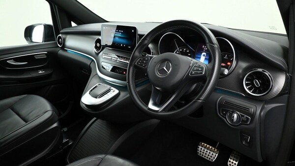 Used Mercedes-Benz V-Class 2023 for sale - 74834311: Photo 3