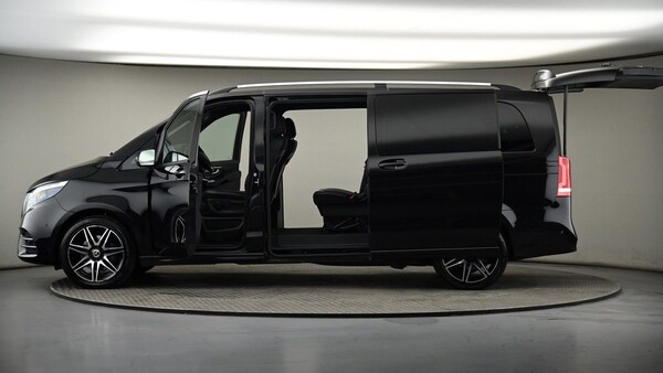 Used Mercedes-Benz V-Class 2023 for sale - 74834311: Photo 51