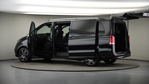 Used Mercedes-Benz V-Class 2023 for sale - 74834311: Photo 52