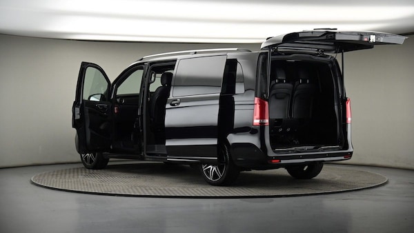 Used Mercedes-Benz V-Class 2023 for sale - 74834311: Photo 53