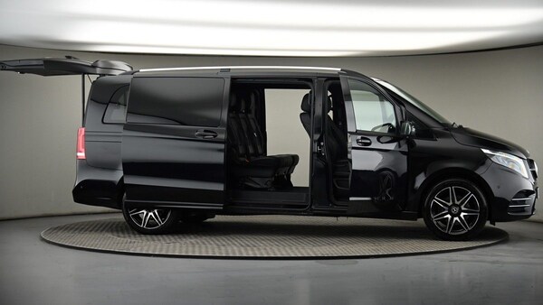 Used Mercedes-Benz V-Class 2023 for sale - 74834311: Photo 59