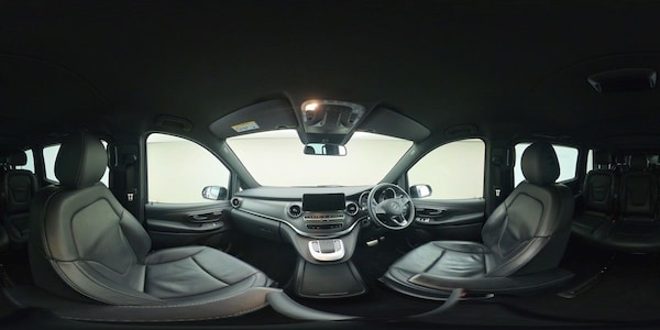 Used Mercedes-Benz V-Class 2023 for sale - 74834311: Photo 61
