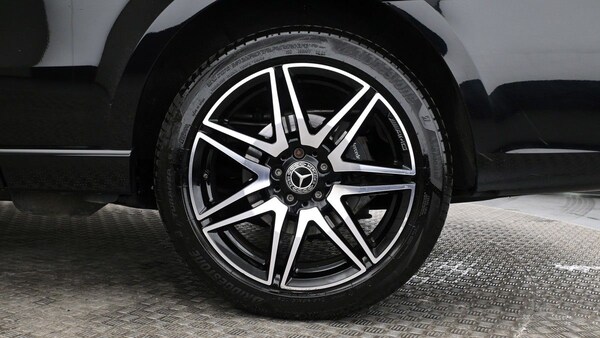 Used Mercedes-Benz V-Class 2023 for sale - 74834311: Photo 9