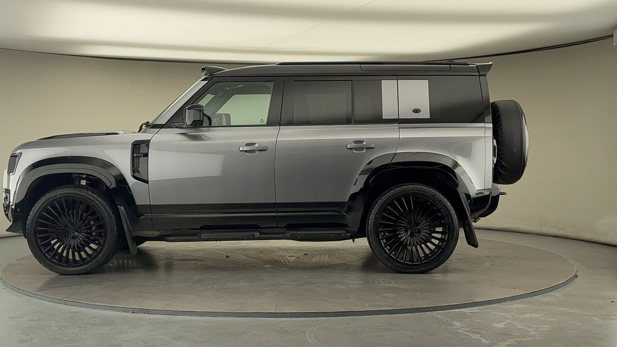 Used Land Rover Defender 110 2024 for sale - 76396737: Photo 15