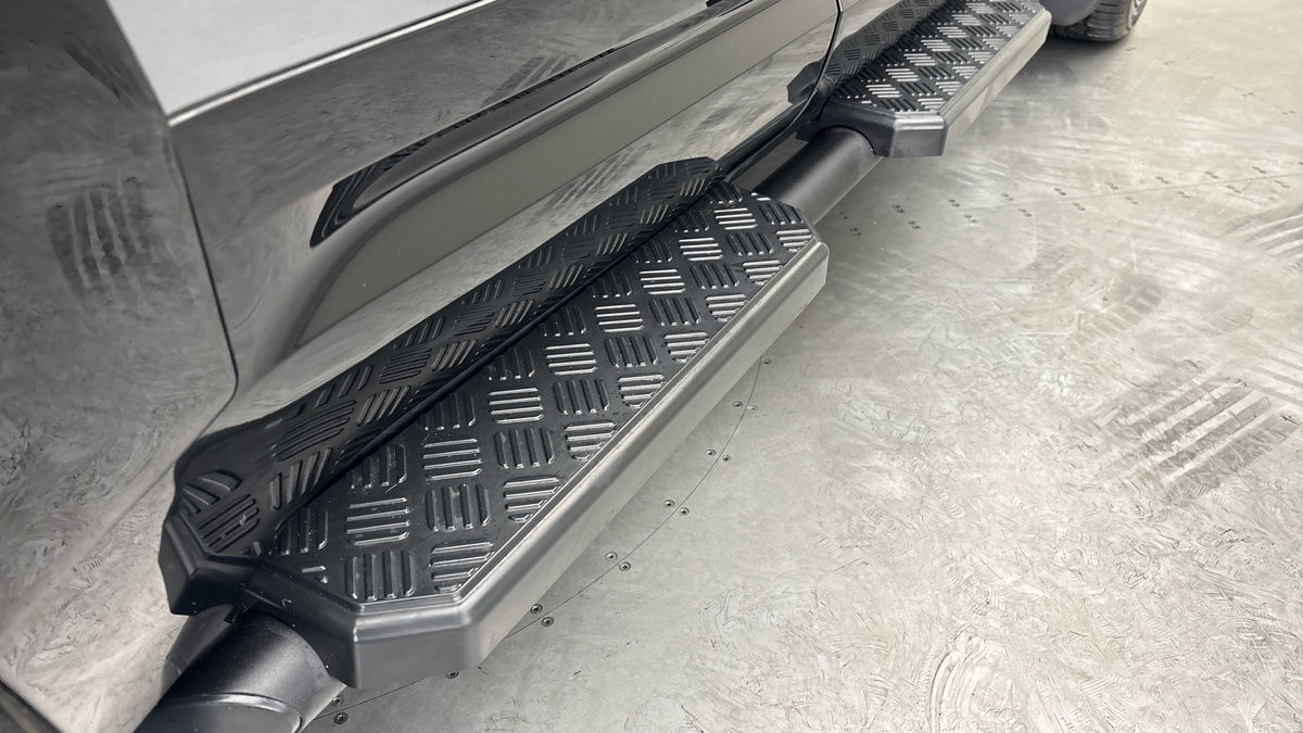 Used Land Rover Defender 110 2024 for sale - 76396737: Photo 25