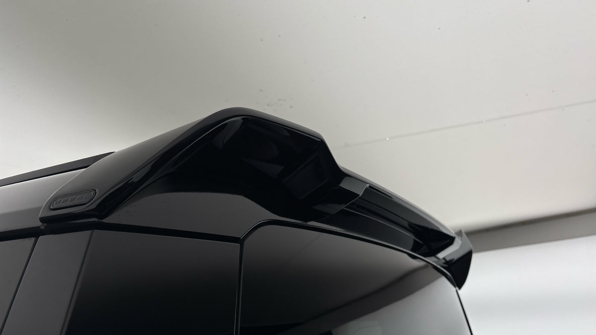 Used Land Rover Defender 110 2024 for sale - 76396737: Photo 30