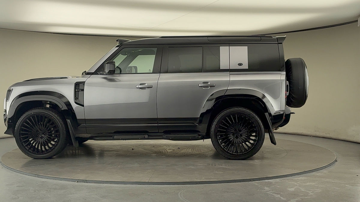 Used Land Rover Defender 110 2024 for sale - 76396737: Photo 33
