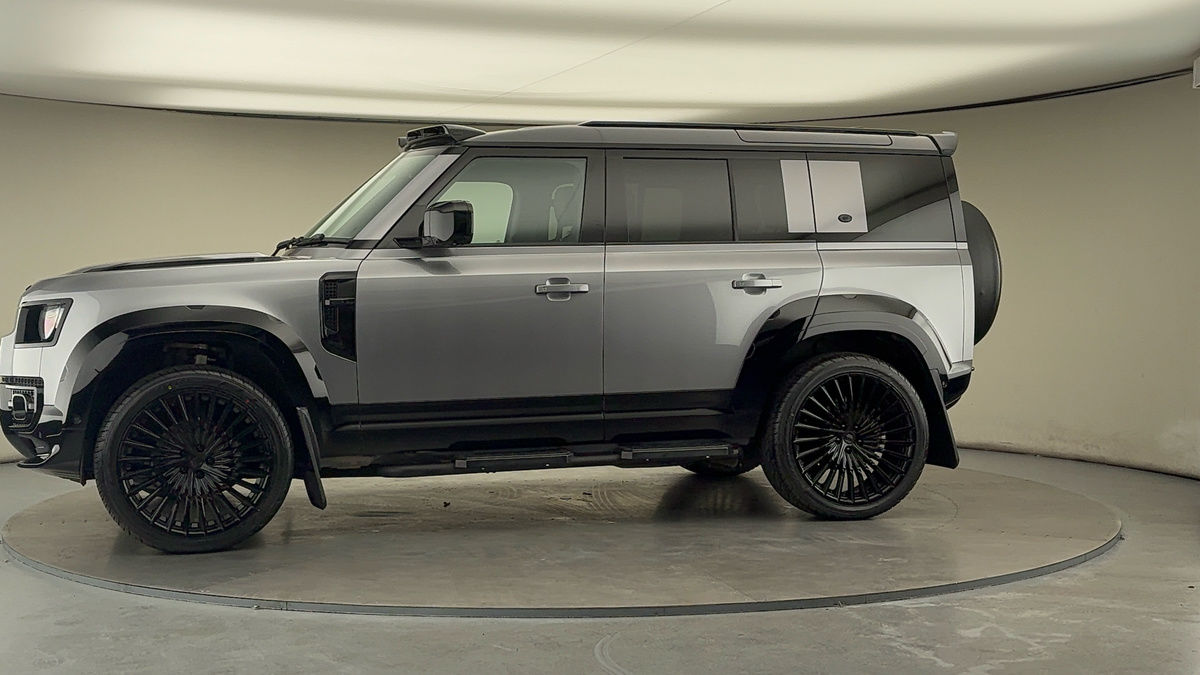 Used Land Rover Defender 110 2024 for sale - 76396737: Photo 34