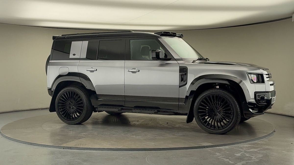 Used Land Rover Defender 110 2024 for sale - 76396737: Photo 41