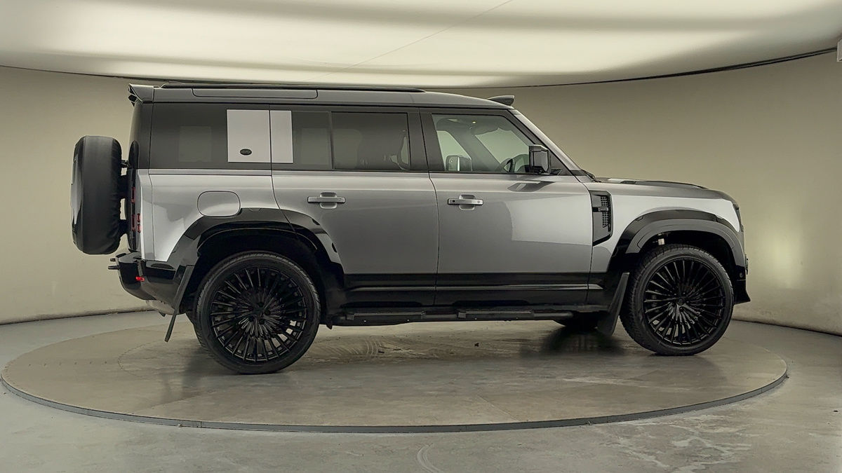 Used Land Rover Defender 110 2024 for sale - 76396737: Photo 43