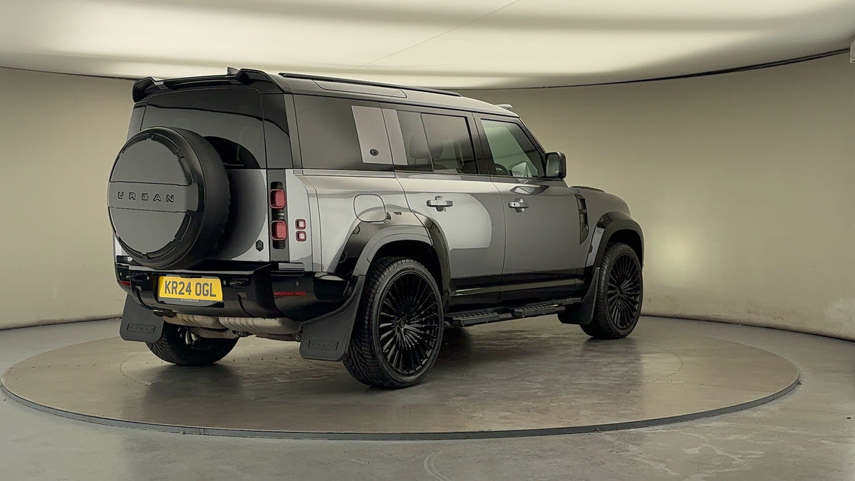 Used Land Rover Defender 110 2024 for sale - 76396737: Photo 45