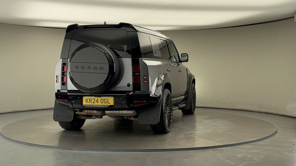 Used Land Rover Defender 110 2024 for sale - 76396737: Photo 46