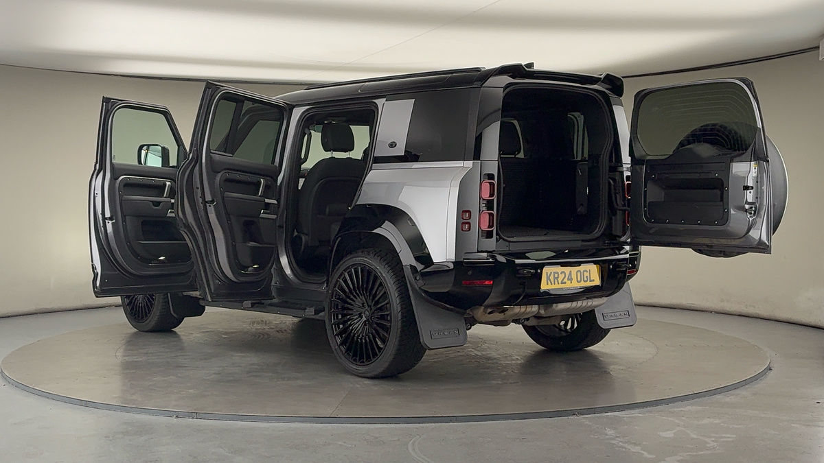 Used Land Rover Defender 110 2024 for sale - 76396737: Photo 49