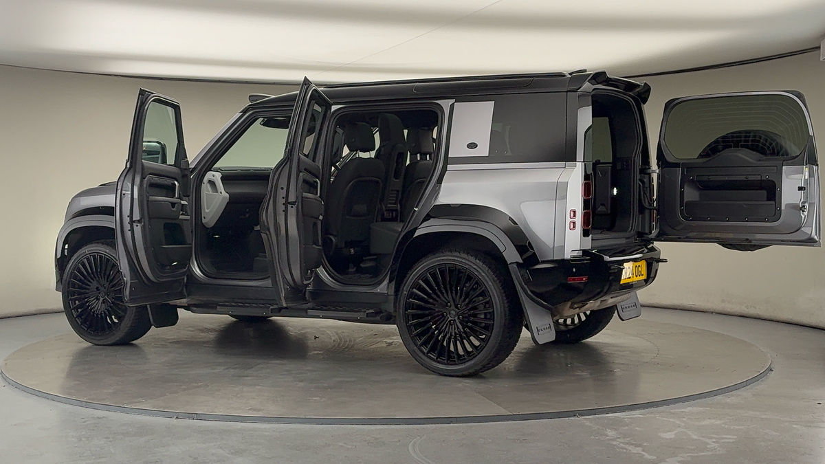 Used Land Rover Defender 110 2024 for sale - 76396737: Photo 51