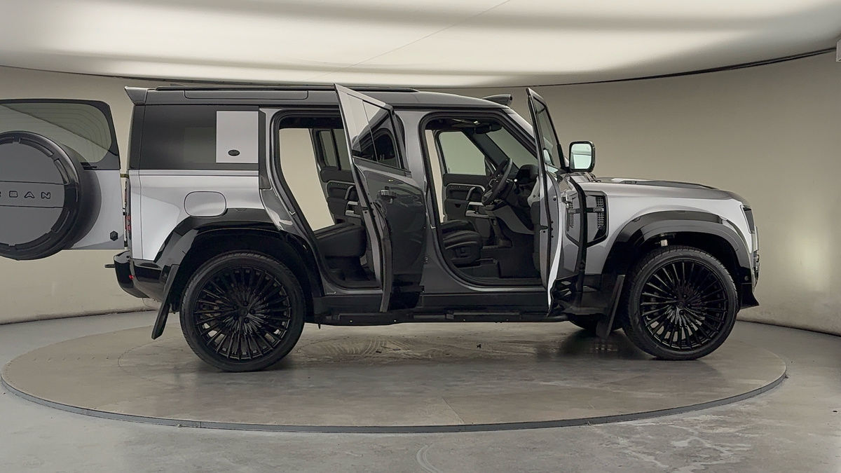 Used Land Rover Defender 110 2024 for sale - 76396737: Photo 62