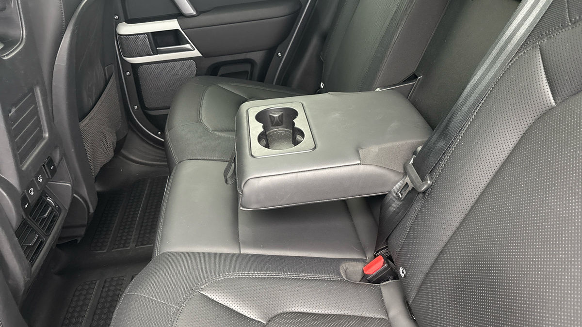 Used Land Rover Defender 110 2024 for sale - 76396737: Photo 9