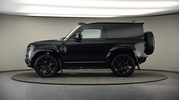 Used Land Rover Defender 90 2024 for sale - 74092956: Photo 19
