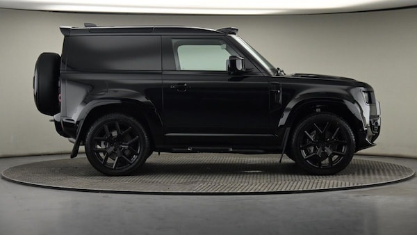 Used Land Rover Defender 90 2024 for sale - 74092956: Photo 27