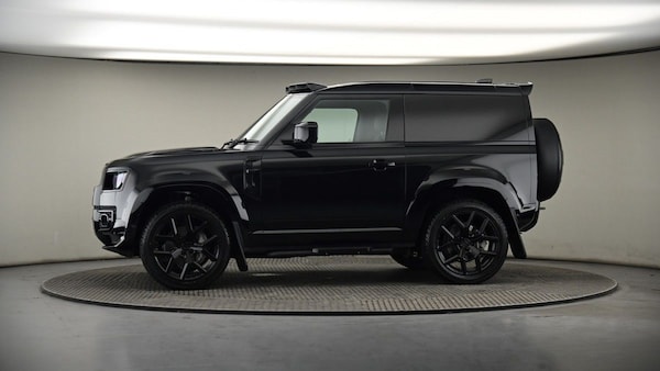 Used Land Rover Defender 90 2024 for sale - 74092956: Photo 35