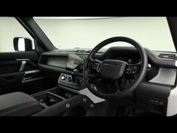Used Land Rover Defender 90 2024 for sale - 74092956: Photo