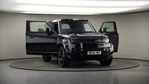 Used Land Rover Defender 90 2024 for sale - 74092956: Photo 46