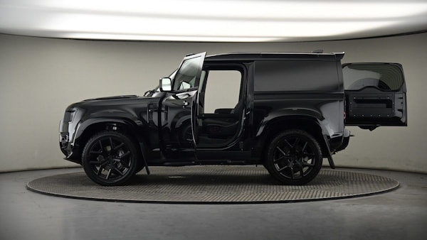 Used Land Rover Defender 90 2024 for sale - 74092956: Photo 51
